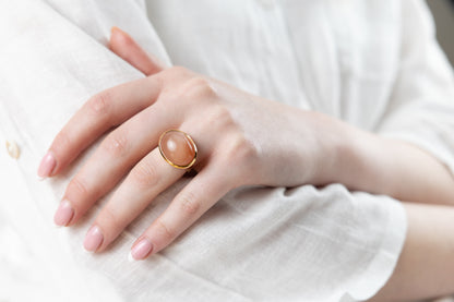 Curved Cabochon Ring