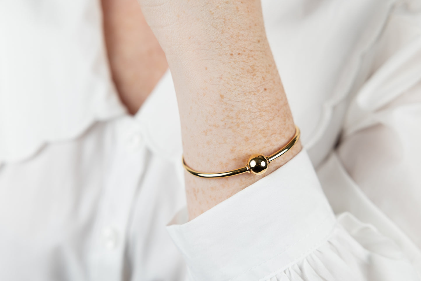 Solo Orb Bracelet