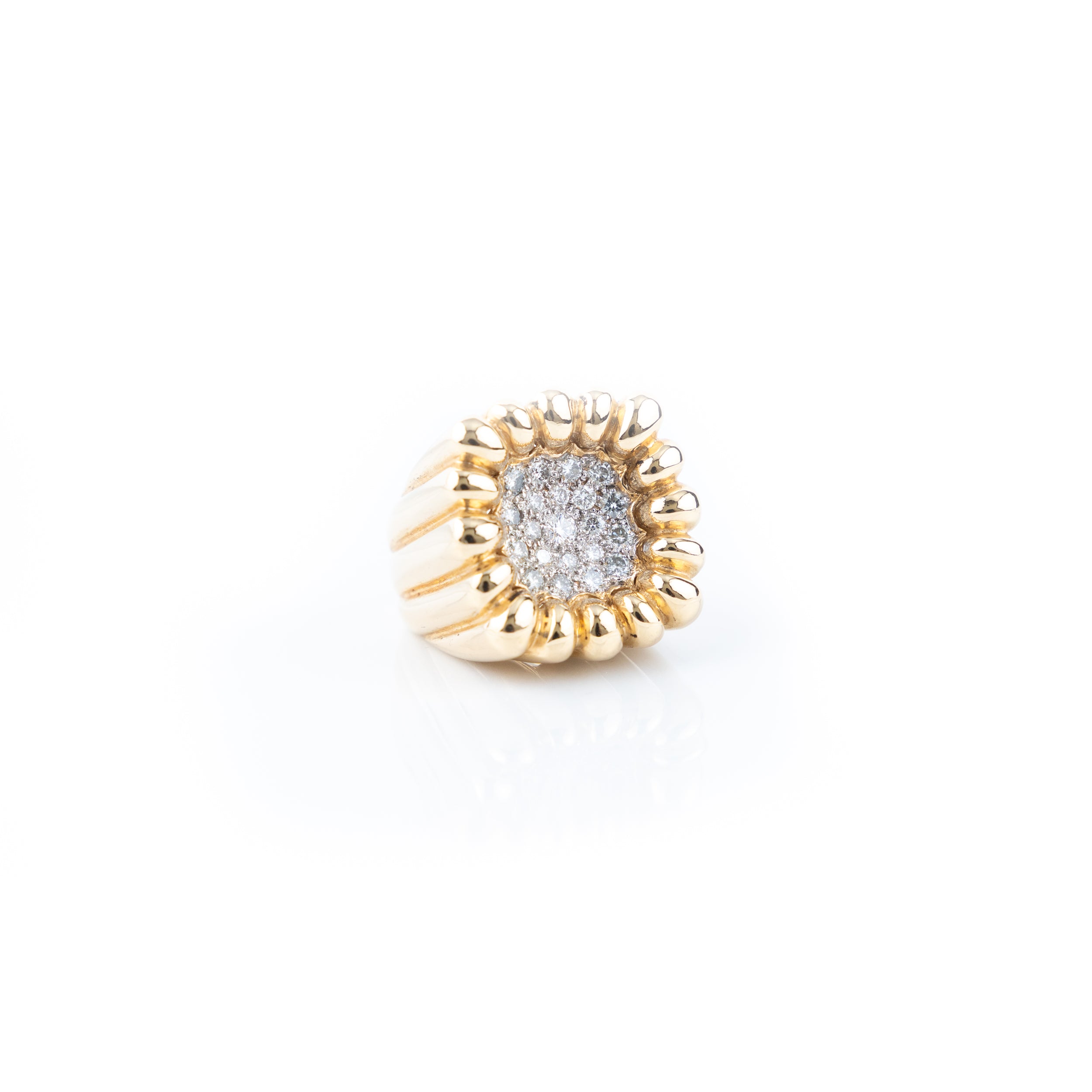 The Aurelia Ring